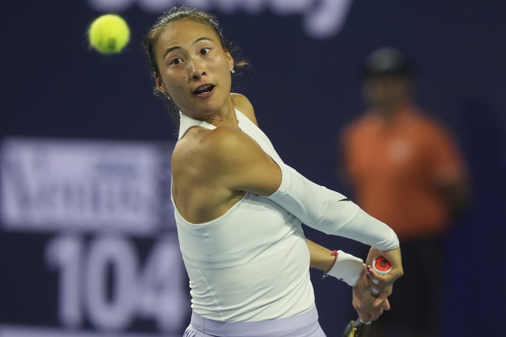 主优化词：塞维利亚客场几百强敌，表现出色